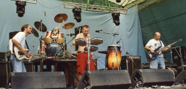 Mro & The Voices, na Rockfestu v Dobi 2004