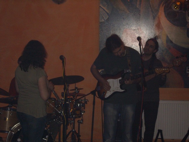 Tree Frog, Jan Lamram a Ples v Opeře, Café Industrial / 22.5. U Šimaly